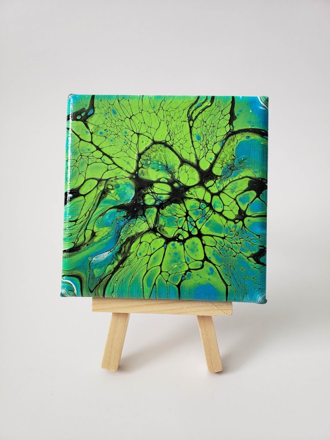 Small canvas painting. 💚