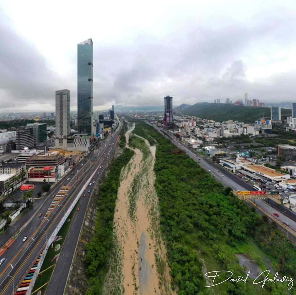 AsaelSepulveda's tweet photo. Excelente martes para tod@s😉
📷 Imagen: DavidGalaviz 👏
#mtycity #NuevoLeón #mtcity #Mexico #amanecer #Mty #nuevoleon #mtycentro #NL #Monterrey #NuevoLeon #monterreynl #monterrey #RioSantaCatarina https://t.co/fr412FZoQK
