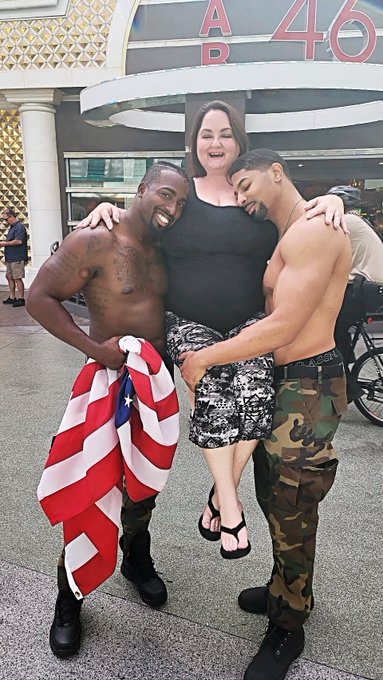 I had a blast in Vegas! I don't usually get to play on work trips, but I got to this weekend. Cant wait<a href="/tag/tittytuesday"class="tags"><span>#tittytuesday</span></a>