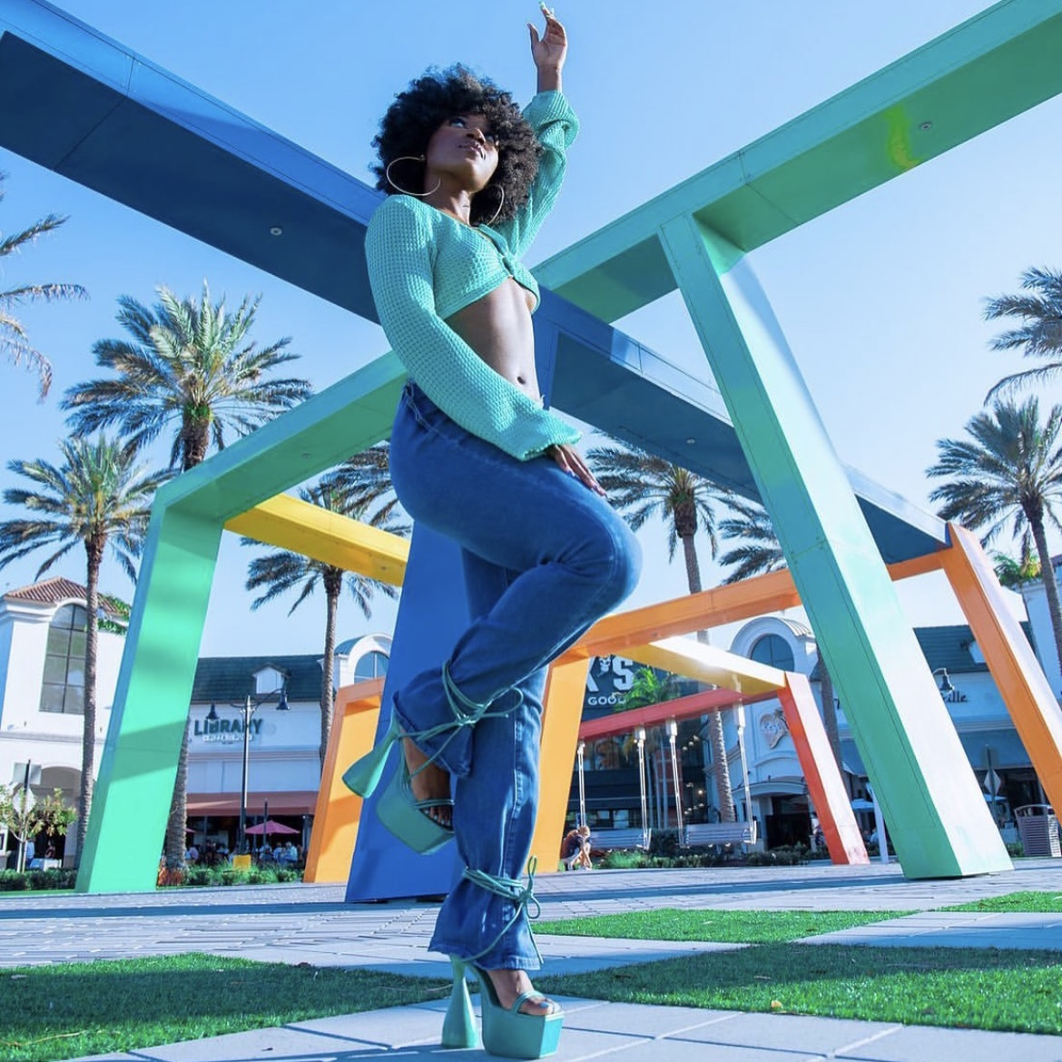 Gulf Coast Town Ctr tweet media