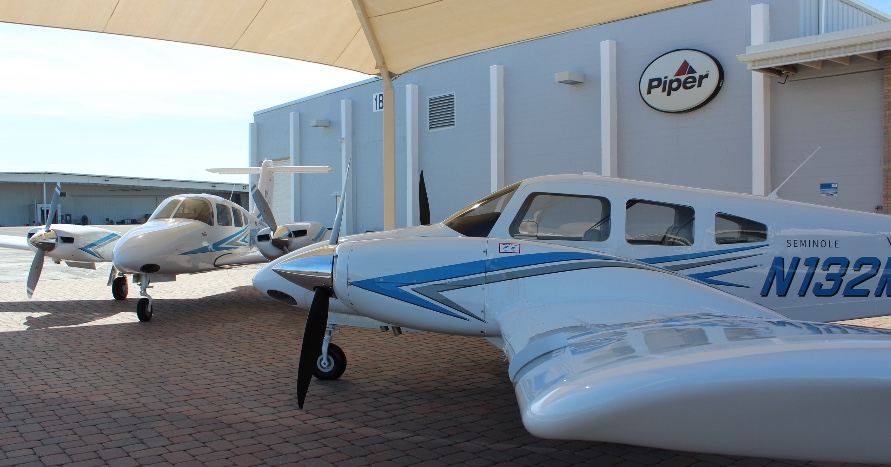 piperaircraft's tweet photo. #TrainerTuesday, MTSU Aerospace edition ๐ Congratulations on taking delivery of two new Seminoles last week! #FreedomOfFlight #Aviation #FlightTraining #PiperSeminole #MultiEngine https://t.co/rvusKNu4Ob