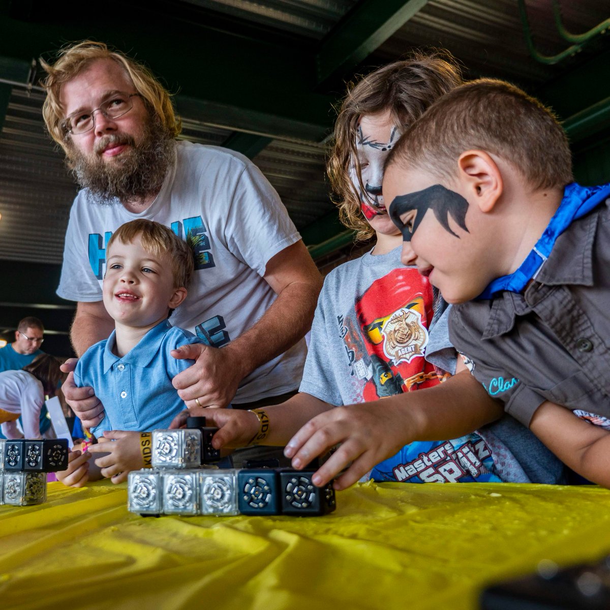 WITF's tweet photo. Ready, Set, Explore! with @gobarnstormers is a full day of FREE family fun! Save your spot β and your free baseball game tickets β at https://t.co/5qQjuatLnr!
#ReadySetExplore is supported by #PNCGrowUpGreat, @ThaddeusStevens and the Donald B. & Dorothy L. Stabler Foundation. https://t.co/X9NmzeqbDz