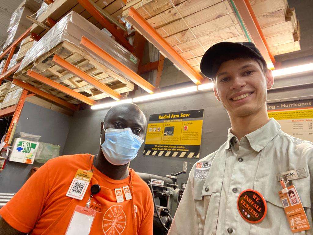 THDFenceCity's tweet photo. ⭐⭐⭐⭐⭐Back at it again with another successful MINI PK Training for our Home Depot associates in store #6356⭐⭐ ⭐⭐⭐
For more information please call 1-833-HD-FENCE for your FREE in-home estimate @homedepot6356  #MINIPK #fencing #homedepot #vinyl #pvc #fence https://t.co/ysTQSnAdk9