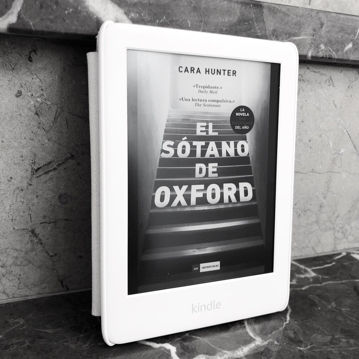 davidporejemplo's tweet photo. ¡Leído! “El sótano de Oxford” de @CaraHunterBooks

📖 En el sótano de una casa de Oxford, encuentran casi sin vida a una mujer y un niño. El anciano propietario de la casa asegura no haberlos visto en su vida. ¿Cómo ha podido suceder?

https://t.co/gJh1Eq3asQ https://t.co/80En33aHMv