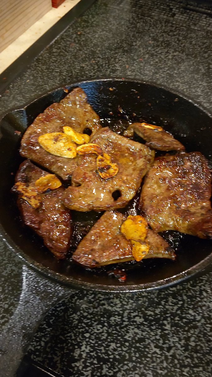 鉄スキレットの、真の力が目覚める…( ˇωˇ ) #100円レバー 