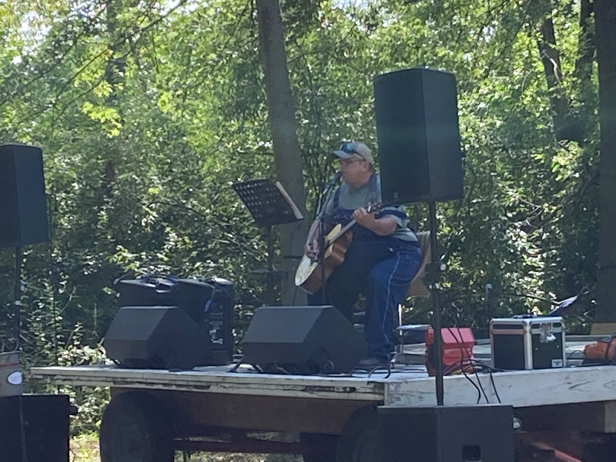 timber_fest's tweet photo. Shawn Griffith https://t.co/QjvJxfOPPN