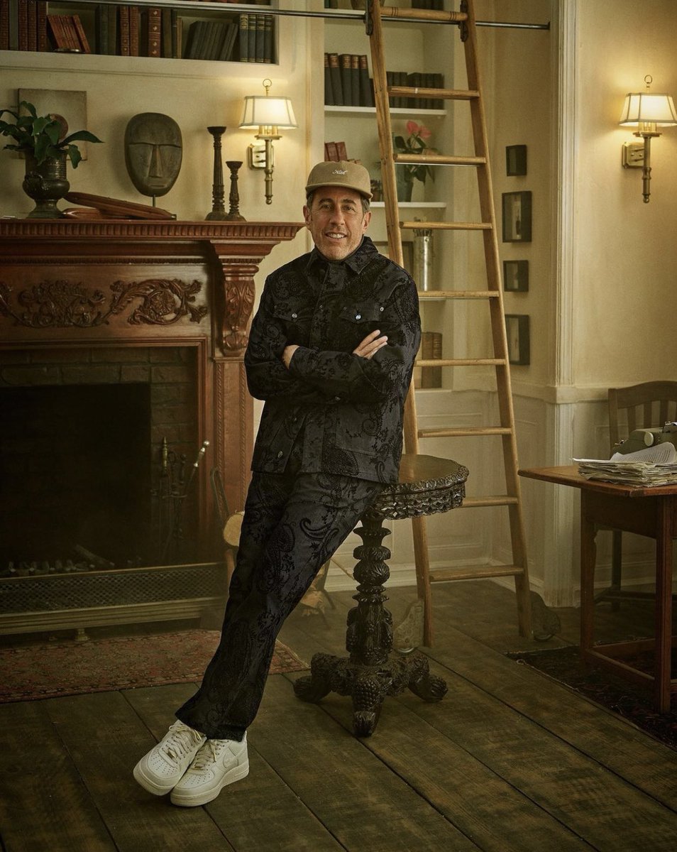StreetFashion01's tweet photo. Jerry Seinfeld for KITH! https://t.co/dKkhdYI7hh