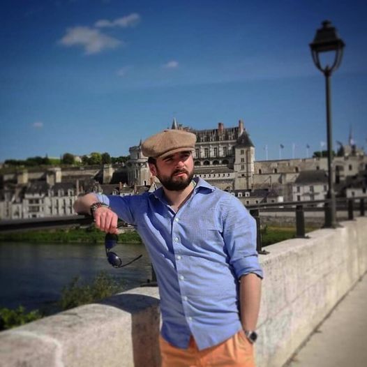 A86Chemisier's tweet photo. 🇬🇧 The man is only a few things by himself but by revealing himself through his culture, his history and his tradition he transfigures his own person to become beyond a simple individual, an actor able to reveal his potential: an inspiration. # frenchhistory #shirtmaker #voyage https://t.co/ujKTE2GH6f