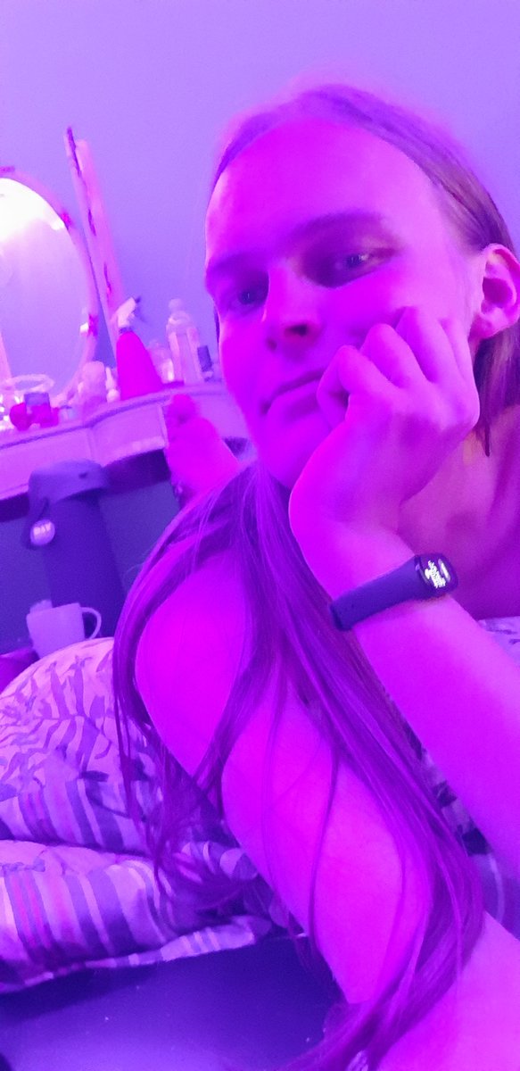 DauntingDesires's tweet photo. Am bored, and got a lot of stuff I need to get done ~
Anybody got some ideas for pepping me up, get some energy going in this girl? 😇 https://t.co/MPbldxCJfK