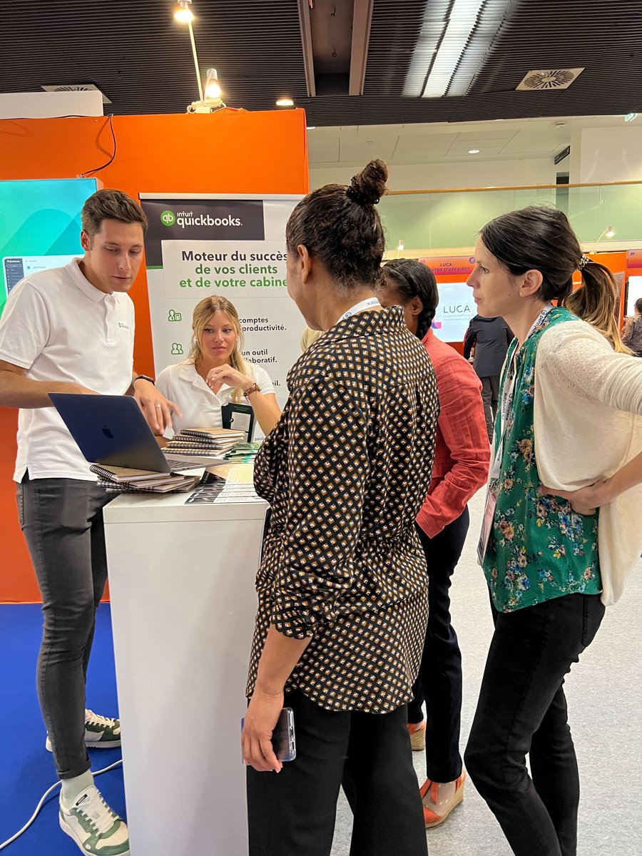 QuickBooksEC's tweet image. Les #UE2022, c&apos;est parti ! 🥳

Venez nous retrouver au Stand N°10 tout le long de l&apos;évènement pour découvrir nos nouveautés produit, échanger sur votre transformation digitale et siroter un bon bubble tea 🧋

#expertscomptables #quickbooks