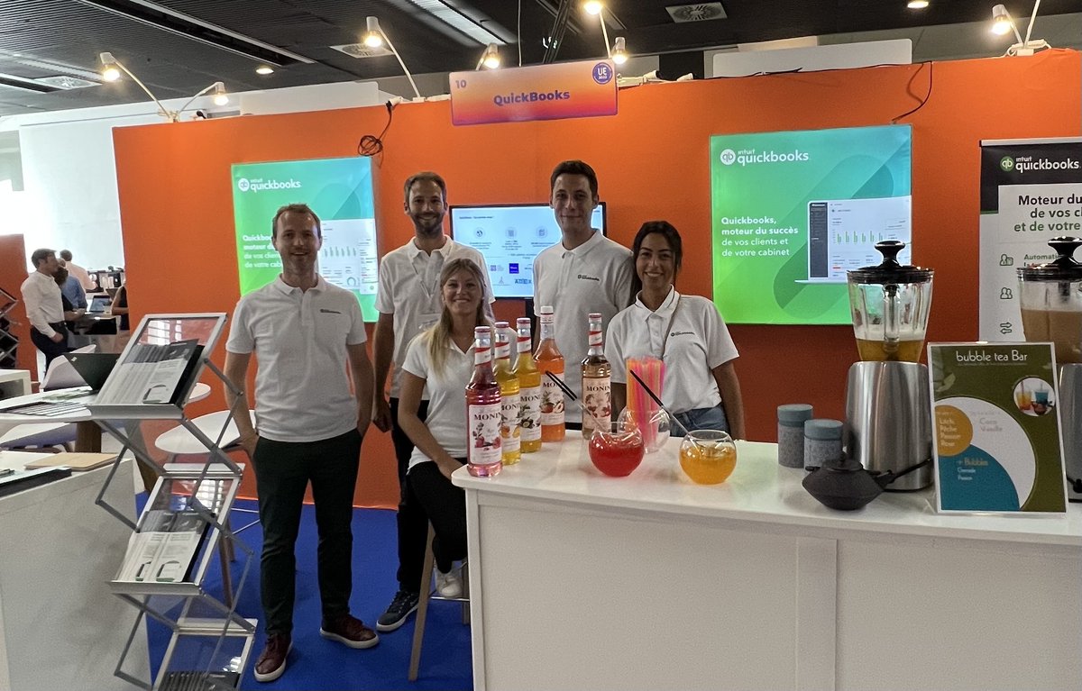 QuickBooksEC's tweet image. Les #UE2022, c&apos;est parti ! 🥳

Venez nous retrouver au Stand N°10 tout le long de l&apos;évènement pour découvrir nos nouveautés produit, échanger sur votre transformation digitale et siroter un bon bubble tea 🧋

#expertscomptables #quickbooks