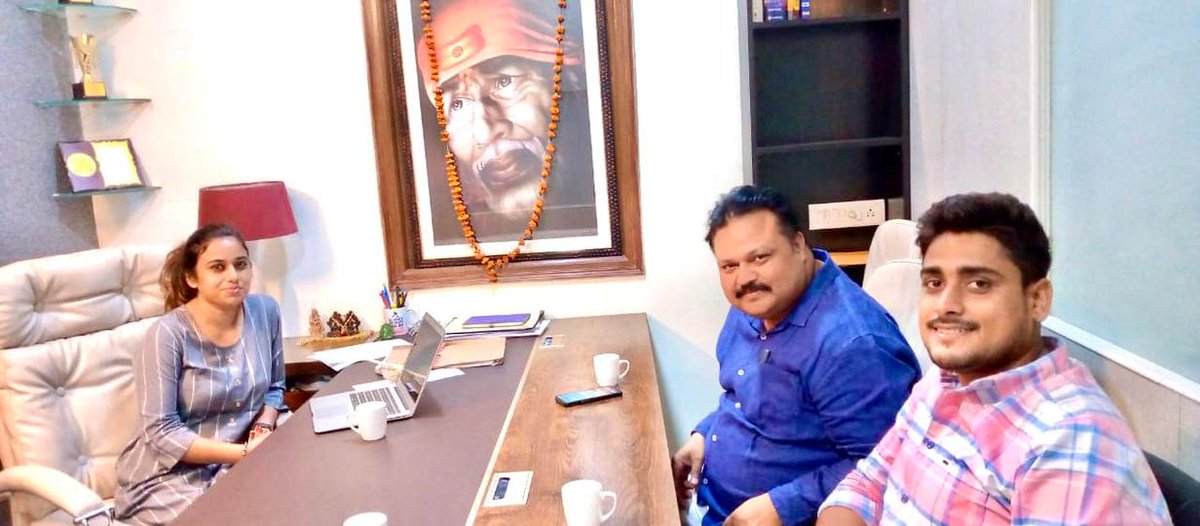 SaviourFoundat5's tweet photo. Great meeting with Vandana ji (Advocate of Supreme Court) and Bharat Bhushan ji ( BJP IT Cell head ) .
#supremecourtadvocate #bjp #bjpitcell #supportsaviour #donateforpoor #helpneedy https://t.co/2kzBcNn8b7