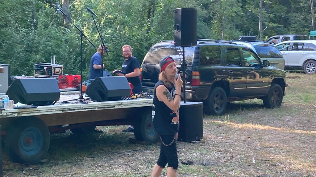 timber_fest's tweet photo. Brandon Watts https://t.co/V8YOIMsrEJ