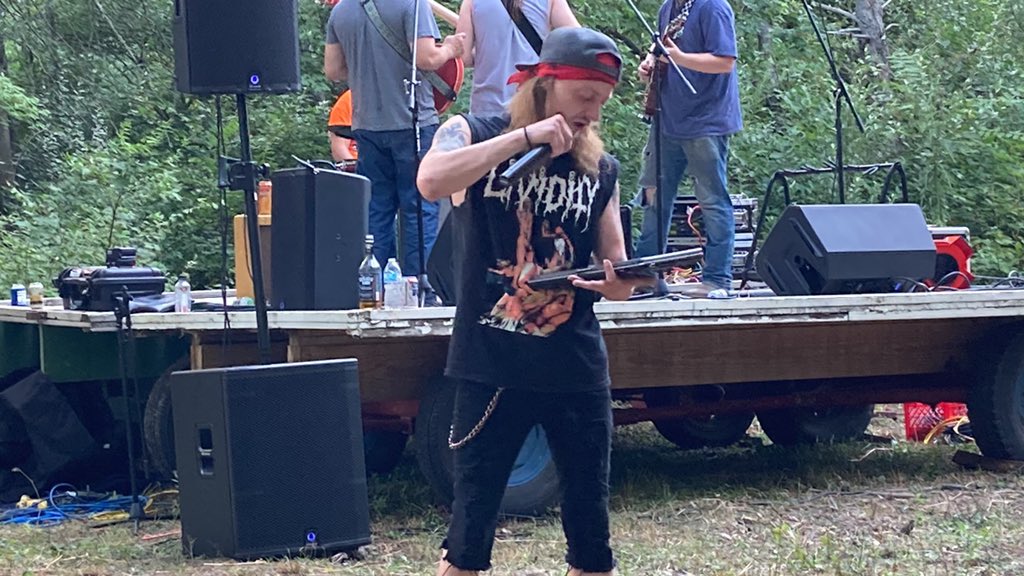 timber_fest's tweet photo. Brandon Watts https://t.co/V8YOIMsrEJ