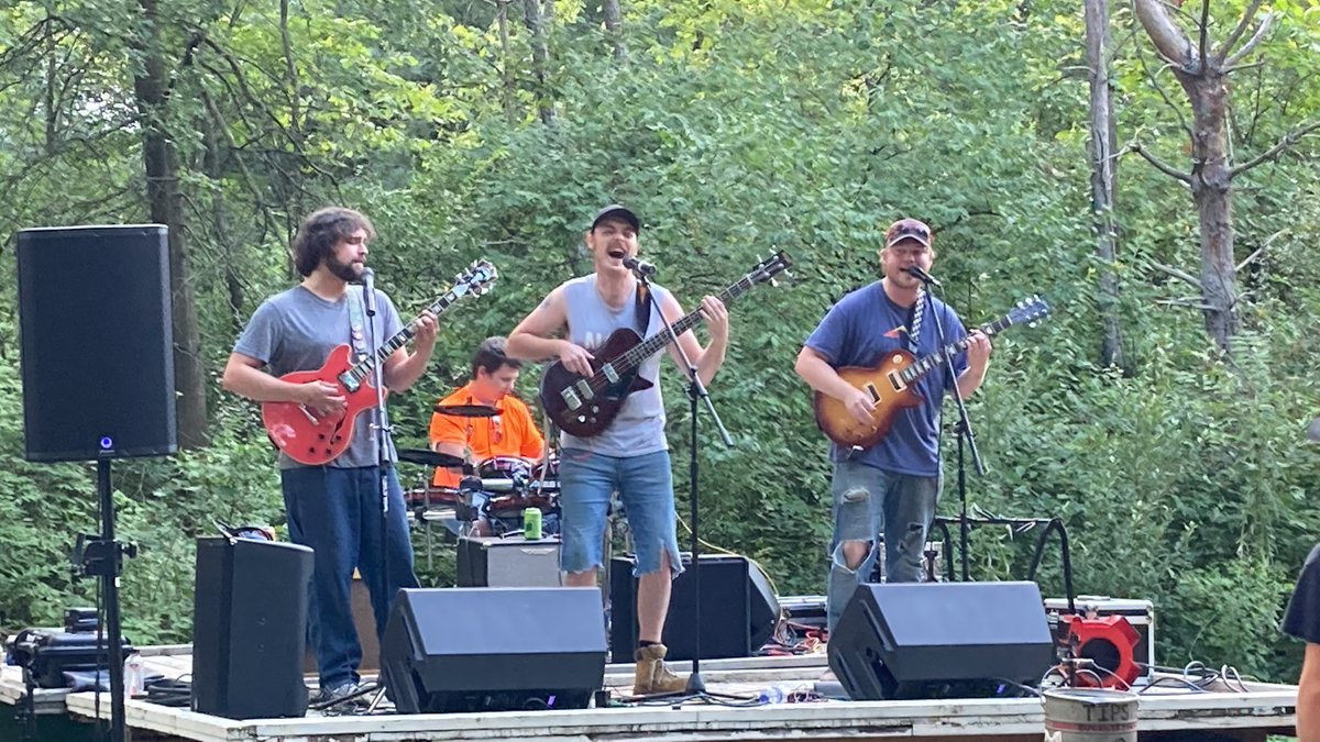 timber_fest's tweet photo. Working Man Sam https://t.co/rLgXZdkEj3