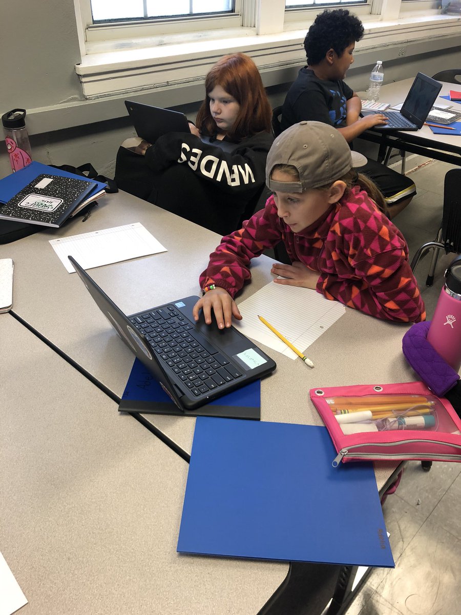 bayleenowlin's tweet photo. 6th grade is showing what they know by taking a pre test for our first math unit! #fmsteach https://t.co/cBQe2a22HL