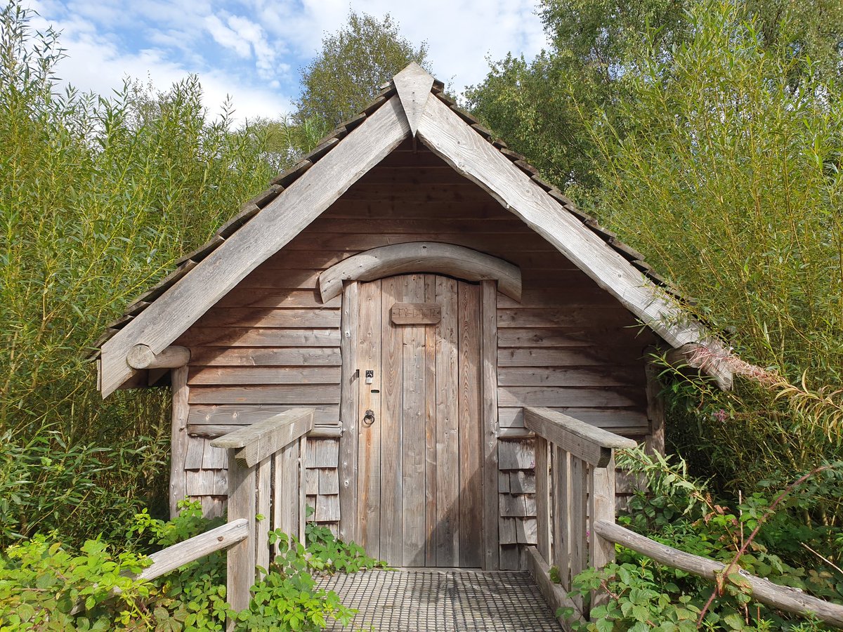GreenFlagWales's tweet photo. My kind of 'ty bach' - a glorious wooden compost loo at the equally glorious Longwood Community Woodland in #ceredigion @KWTCeredigion @Llais_yGoedwig @Keep_Wales_Tidy #compostloo #community #volunteer #greenspace #woodlands #nature #getoutdoors https://t.co/gcLiEEQc9J