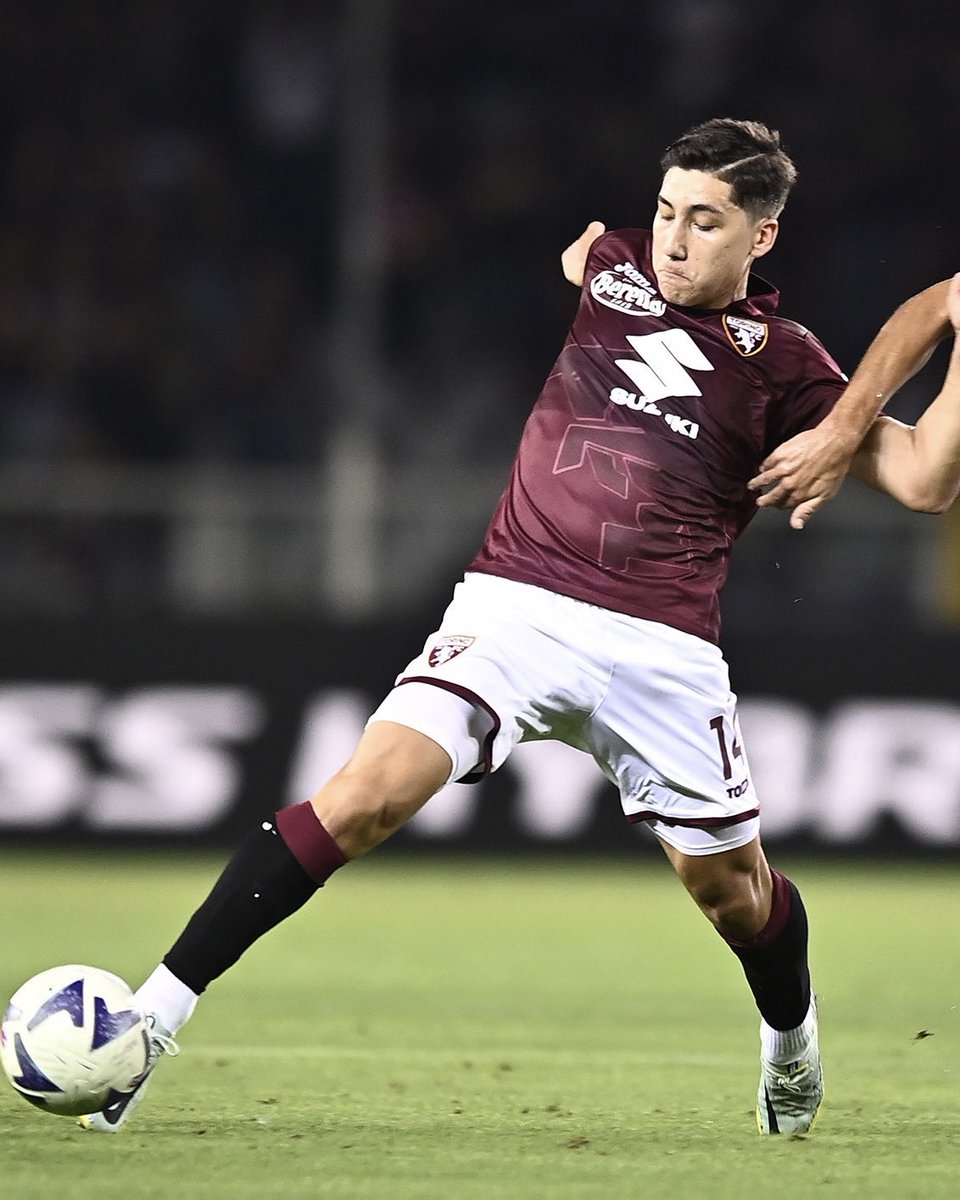 TR_Scouting9's tweet photo. 🧒 À 18 ans et 96 jours, Emirhan Ilkhan a été le plus jeune joueur titulaire dans l’histoire de la Serie A ! https://t.co/4Li561KkHn