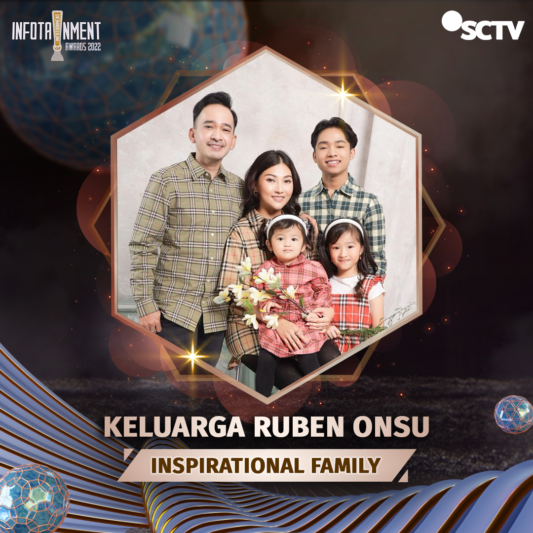 SCTV's tweet photo. Dukung Keluarga Ruben Onsu untuk memenangkan Kategori INSPIRATIONAL FAMILY di Twitter dengan cara like foto berikut! Cek syarat &amp; ketentuan di slide berikutnya, ya! 

#IAG #InfotainmentAwards2022 #SCTVSpesial #IA2022Ruben https://t.co/4KEeabTT03