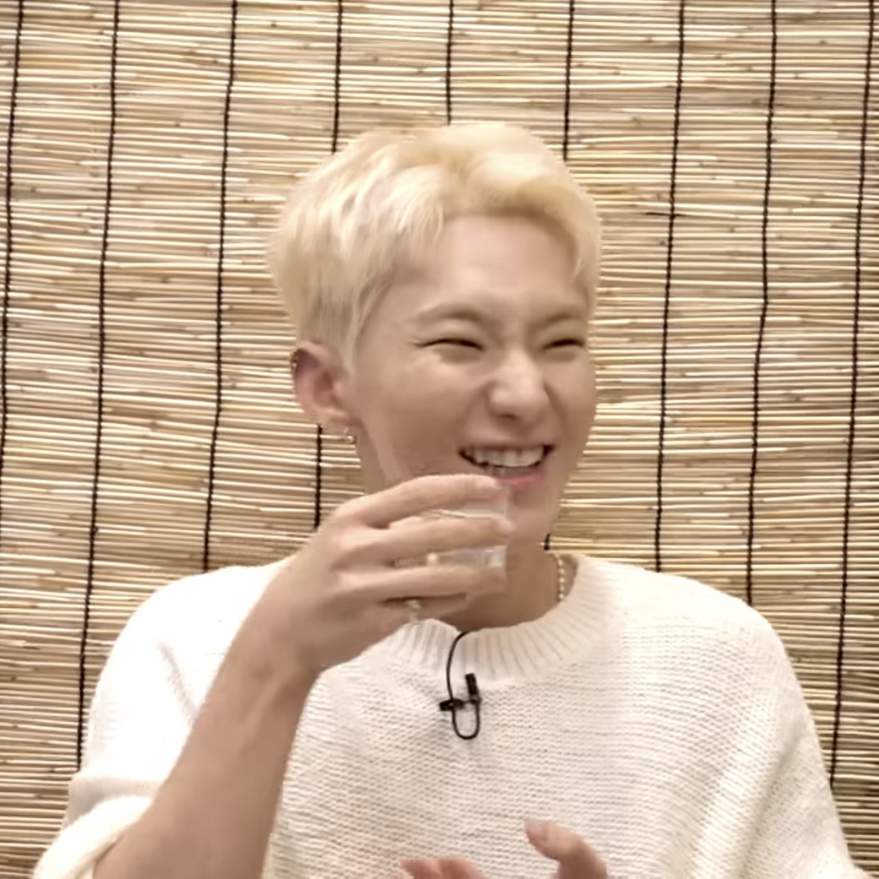 on-twitter-hoshi-filmed-three-drinking-contents-in-a-span-of-one-and