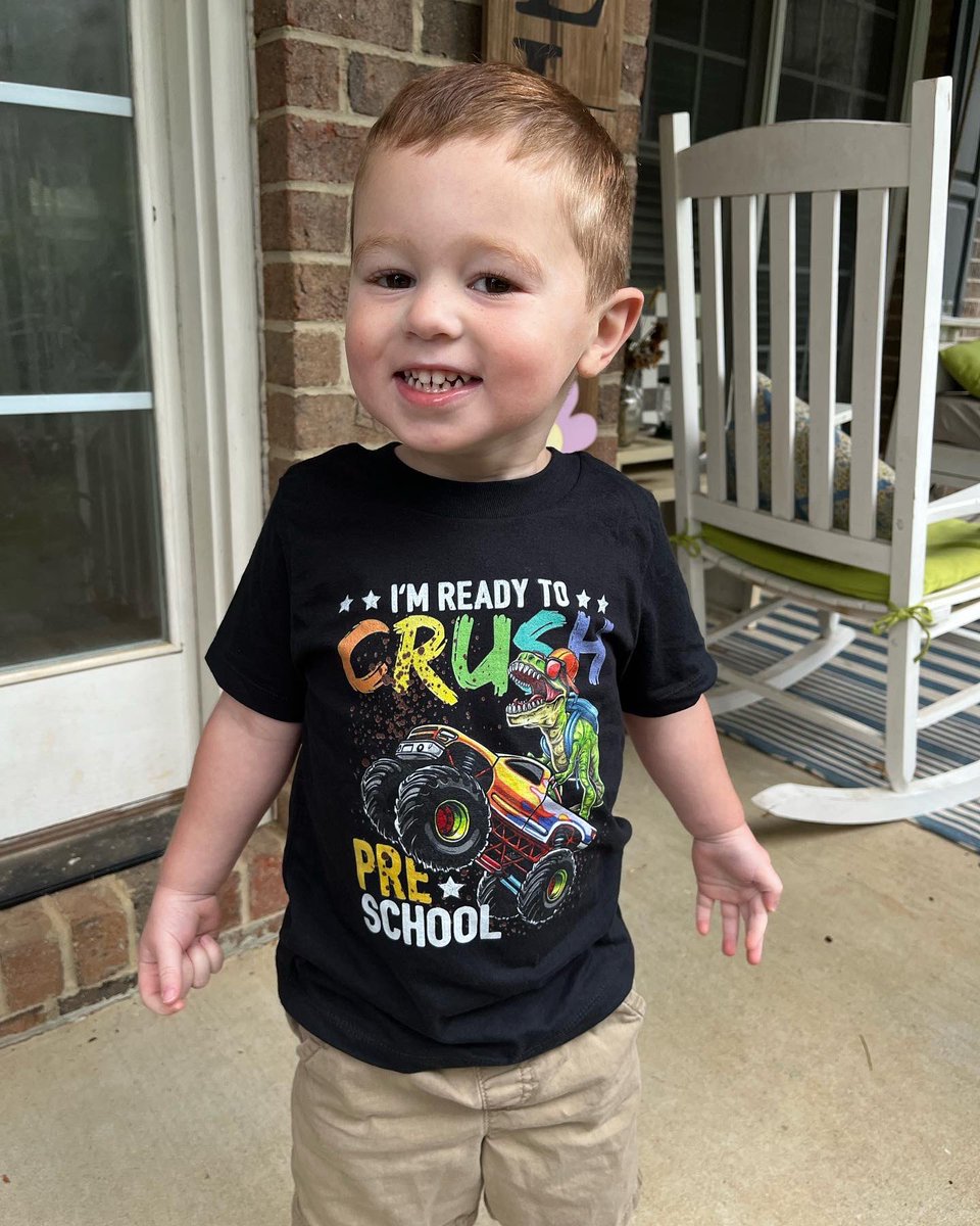 smiles278's tweet photo. We were all smiles and ready to crush preschool…. until mama had to leave. Then there were tears… lots of tears from all. 😢 Last kid and it doesn’t get any easier 💔 #firstdayofpreschool #learningtoletgo https://t.co/zZ32OMmrIE