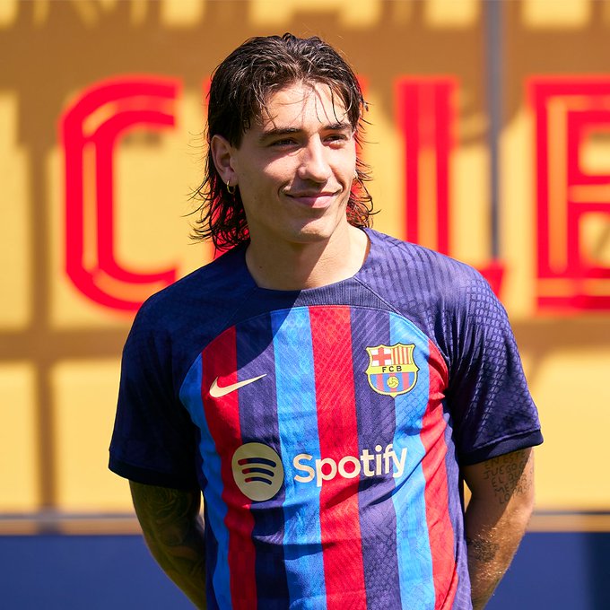 Cerebro_Cule's tweet photo. Que nota le dais a los 2 jugadores presentados hoy por el Barça?

🔁 Suspenso              ❤️ Aprobado https://t.co/rkbtTWCOSO