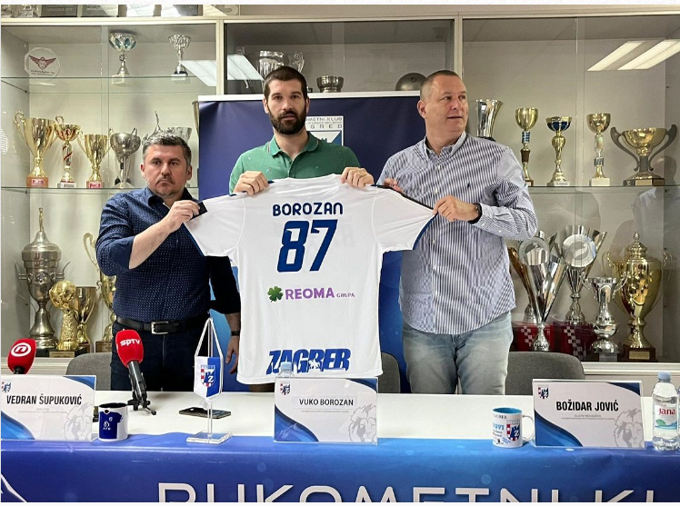 NedzadCipe's tweet photo. #handballtransfers @RKZagreb just made a statement that Vuko Borozan is no longer a member of their squad. In the official explanation they say that he was not able to fullfill his contractual obligations and was not ready to play. What a joke this player is. So sad. https://t.co/jhr3C7vbiM