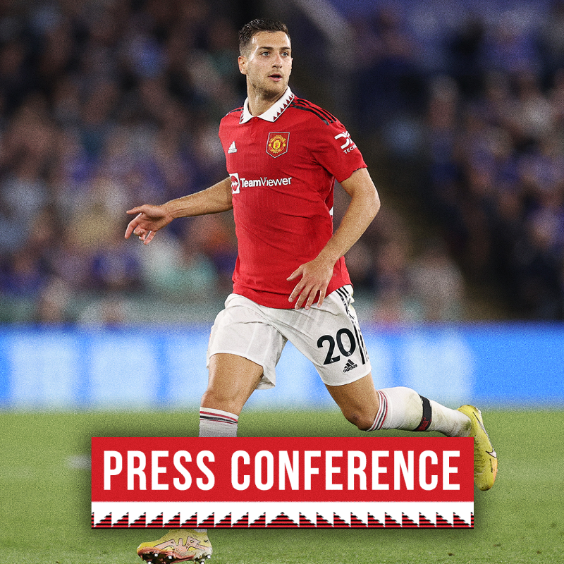 ManUtd's tweet photo. 🔊 Set to face the media... 

Erik and @DalotDiogo will speak during today's #UEL press conference — watch live in our app in 1️⃣5️⃣ minutes 👇

#MUFC