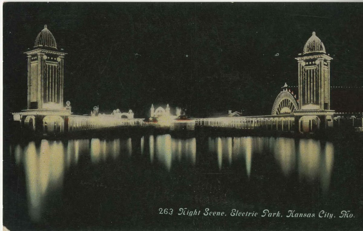 SHSofMo's tweet photo. #DailyPostcard: night scene of Electric Park, Kansas City #KCMO, ca. 1913. [Missouri Postcard Collection #P0032] #CollectionSpotlight 🔦
 
🔀 See another random postcard: https://t.co/xtgBLBoHn6
🔎 View them all: https://t.co/EZMlvLxXZH
📣 Share what you find! https://t.co/V8i4t4nL3t