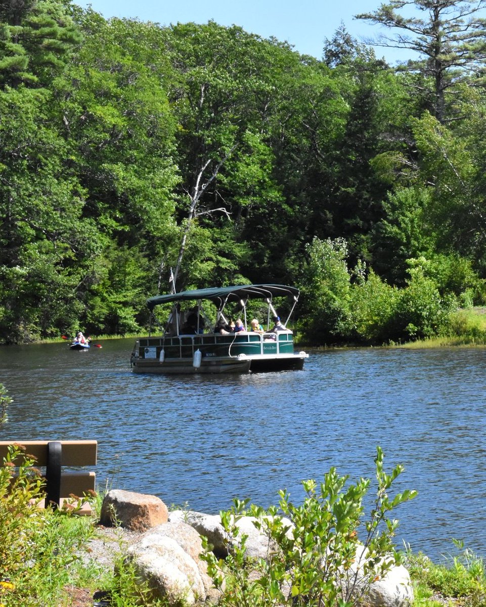 NewfoundRegion's tweet photo. Do you love Newfound? Get out on the lake with our EcoTours and enjoy a 2-hour pontoon ride that will give you a new perspective on the history and ecology of the area! Info and book tickets at https://t.co/zPe0b1e3YS #exploreNewfound https://t.co/CNwcWmcFa8