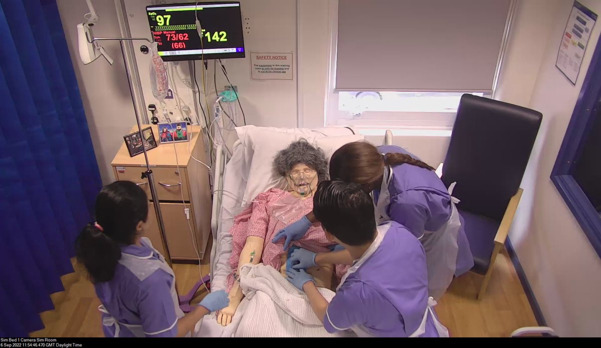 wiser_watford's tweet photo. Fun day of learning with @WHPreceptorship @WestHertsNHS @wiser_watford from anaphylaxis, to post-op haemorrhage. Really engaged group demonstrating some great communication and teamwork #smotsenabled #HEEoE https://t.co/MwDuJ4AyIC
