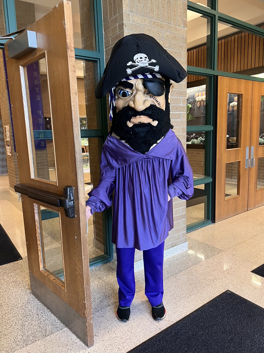 Thank you Pirate Pete for welcoming our students back from the long weekend. 

#GMSpride #gmspirates #gisdfamily
