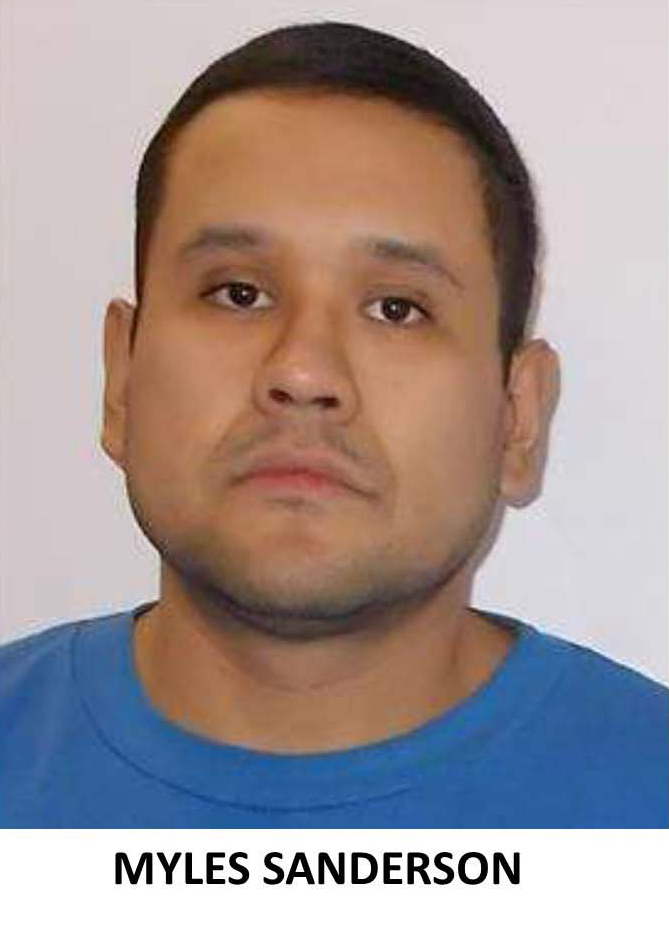 RCMPAlberta's tweet photo. 1/2 Dangerous Person Alert 

Law enforcement continues to search for Myles Sanderson. 6'1", 240lbs, black hair and brown eyes. He may be injured and seek medical attention. Possibly in a black Nissan Rogue with SK license plate 119 MPI. Unknown if he’s travelling with anyone. https://t.co/Wzlf9vbHcd