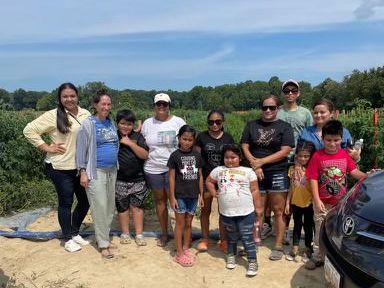 A Visit to Montoya's Farm! - mailchi.mp/fb44df784373/a… A few weeks ago, we visited Jose Montoya's farm in the Northern Neck, where Jose and his cousins split 60 acres. We saw the end of many summer crops, as well vegetables like cauliflower and broccoli that will be at market soon!