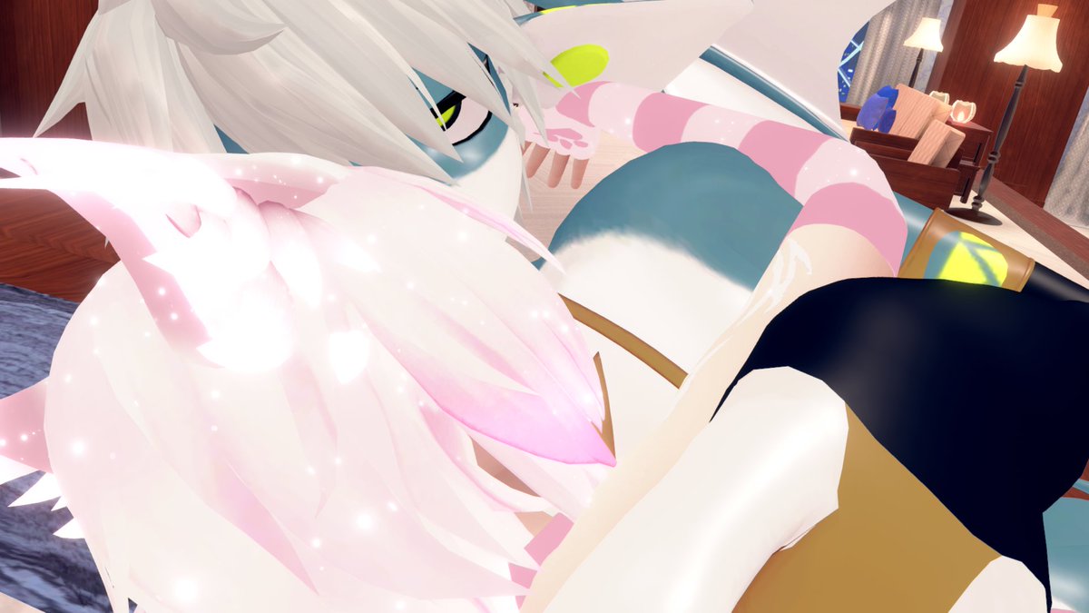 SlothMode4Days's tweet image. Y'all heard of bedroom eyes?