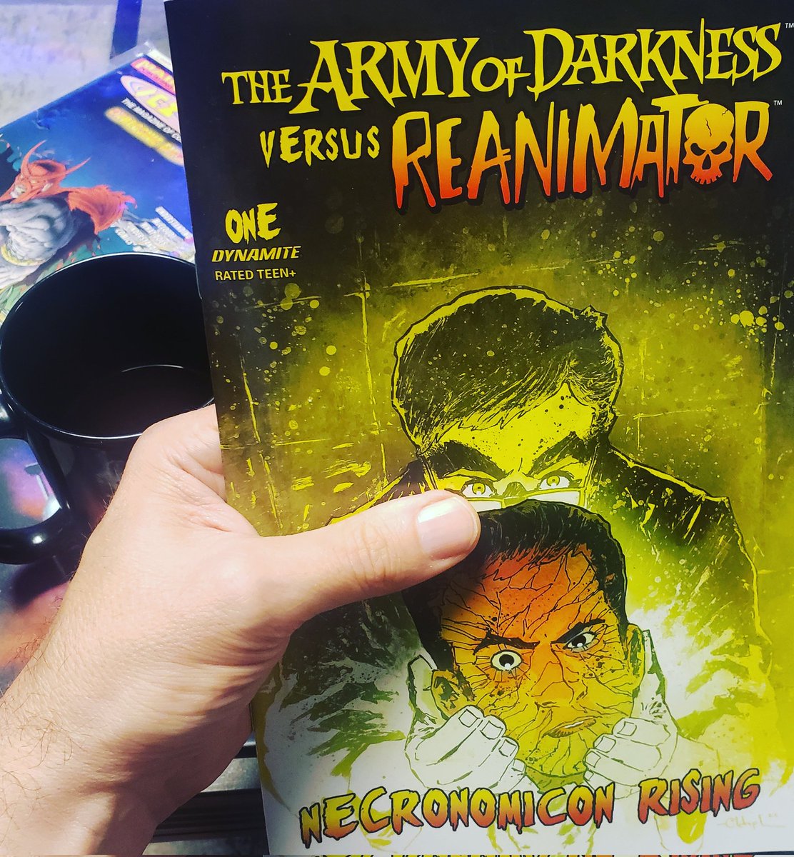 Ash Williams vs Herbert West? Yes please!
#armyofdarkness #ashwilliams #armyofdarkness  #dynamitecomics #evildead #herbertwest #reanimator #jeffreycombs #horrorcomics #horrorcomicbooks #comicbooks #brucecampbell