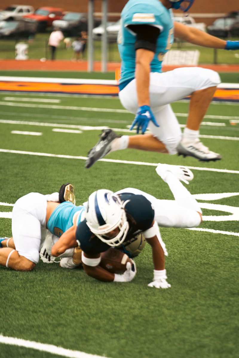 Bruins' #20 Tucker Weber - Relentless #BetterEveryDay #Team40 #Team2022 <a href="/wcsBHSAD/">BHS Athletic Dept</a> <a href="/wcsBHSge/">Coach Evans</a> <a href="/wcsBHScf/">Brentwood Football</a>
