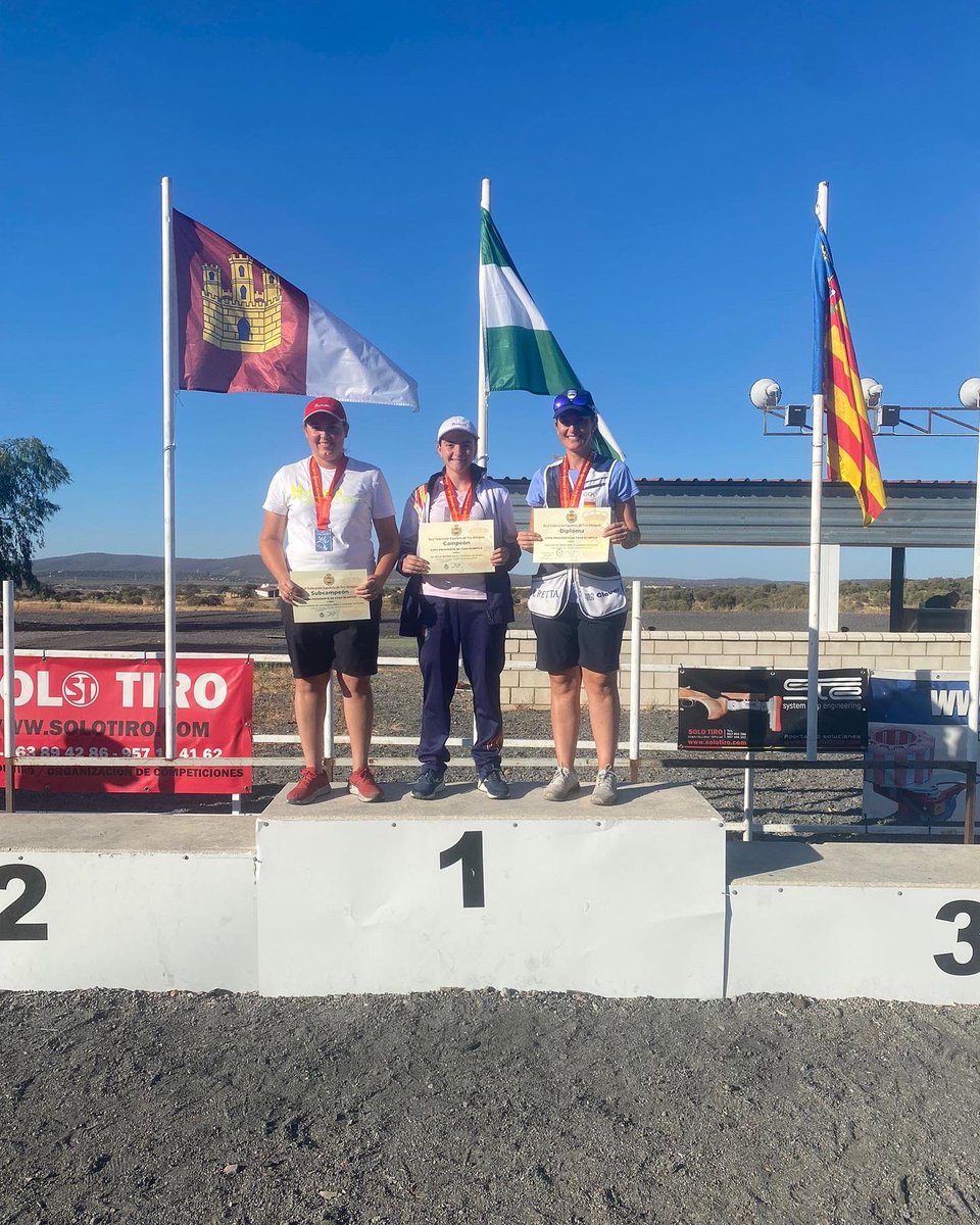 🥇Campeona de la Copa Presidente en Trujillanos, Extremadura. 
Seguimos entrenando 💪🏽💪🏽
Gracias a mis patrocinadores #cartuchosjg #excopesa #elmorell #somelmorell #becaspodium #programapodium #fcto #rfedeto #delaro #tutiro