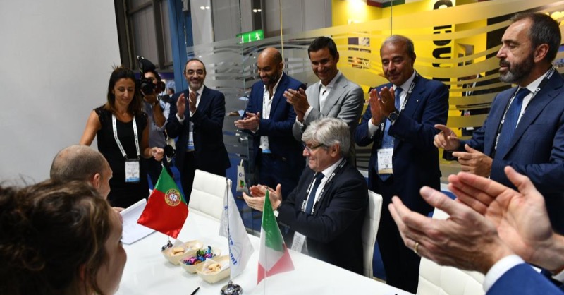 MaireGroup's tweet photo. We announce that @Nextchem_MT has been awarded a Pre–FEED Engineering Services Contract for the integrated renewable hydrogen and green ammonia MadoquaPower2X project in Sines, Portugal. Read more below.