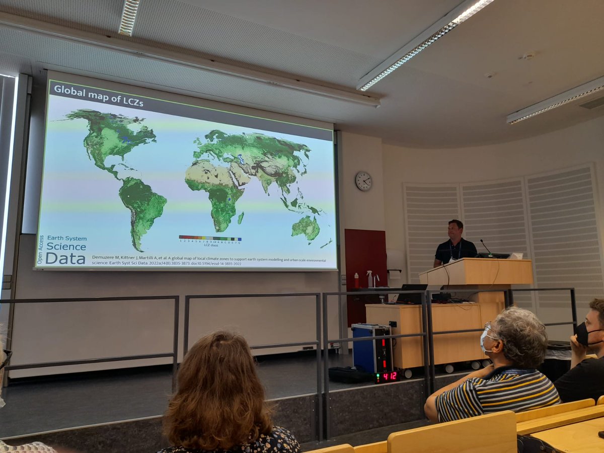 mdemuzere's tweet photo. Presenting the global #LocalClimateZone map at #EMS @EuropeanMetSoc. Thanks for having me session chairs!
https://t.co/63KAaiQIve
Thanks @climateandcity for the picture! #urbanclimate @IAUrbanClimate https://t.co/vhnMTRmsRt
