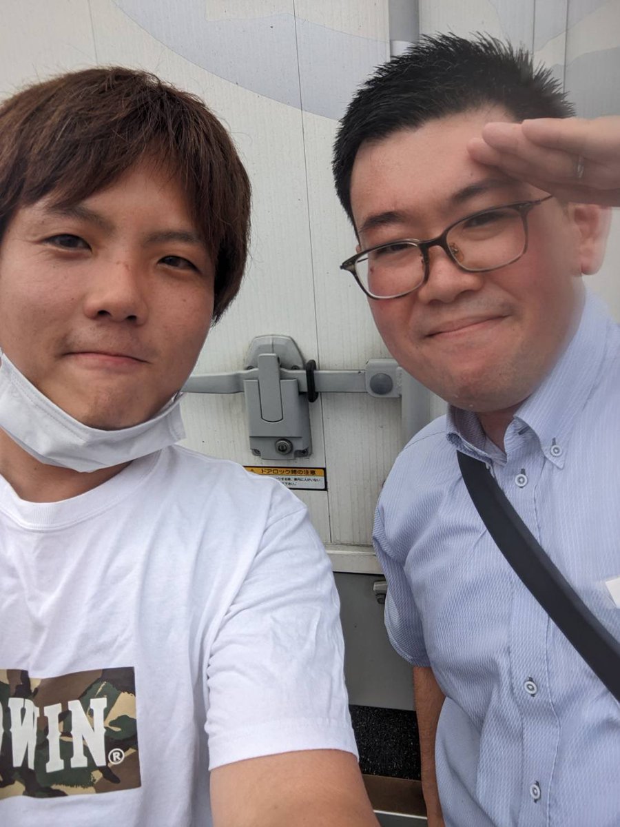 dai_bct's tweet photo. ex.バガリアスの人とex.BCTの人www

ここで8年前と比べてみましょ〜！

老けたな…（笑）

#仕事中
#グンマーで遭遇
#美味しいラーメン食べたよ
#MJはMJで安心した
#仲間っていいな https://t.co/mxTfEHGUvL