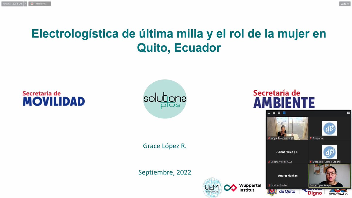 despacio_org's tweet photo. Grace López Realpe, de #SOLUTIONSplus @MunicipioQuito, ahora expone su presentación sobre electrologística de última milla y el rol de la mujer en Quito. https://t.co/Q0q5U7mWC6 https://t.co/sCED7sZ2Ju
