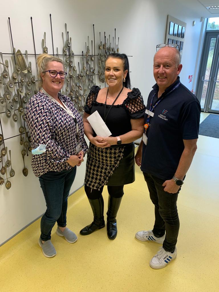 declarkee's tweet photo. Catherine bolger accepting a donation on behalf of Christ the King Day Centre from Grangegorman PCC with thanks &amp; help from @TescoIrl Prussia St community fund, we ran a quiz night to raise money, we will be running 3 more fundraising events for local charitys @HSECHODNCC https://t.co/29FTdr33Vz