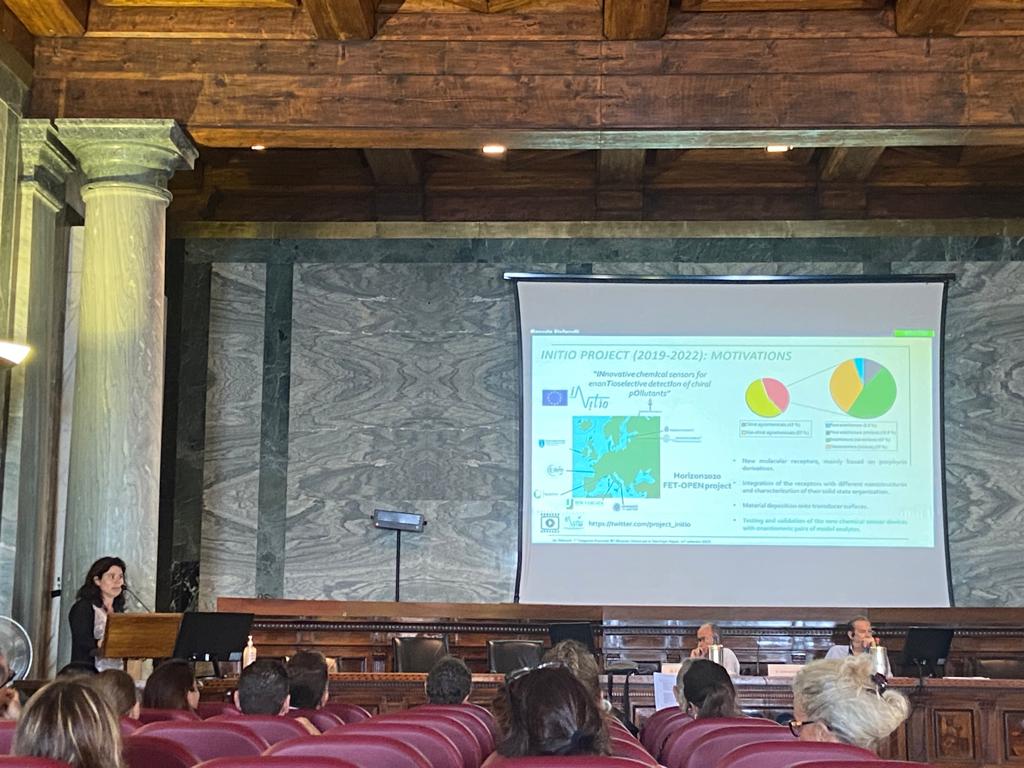 INITIO FET-Open project (@project_initio) on Twitter photo Thank you to <a href="/ManuelaStefane1/">Manuela Stefanelli</a> for her appealing talk on the marriage between prolinated porphyrins and ZnO nanoparticles in the wonderful scenario of Naples #SCI2022 #ProjectINITIO Thank you to <a href="/ManuelaStefane1/">Manuela Stefanelli</a> for her appealing talk on the marriage between prolinated porphyrins and ZnO nanoparticles in the wonderful scenario of Naples #SCI2022 #ProjectINITIO