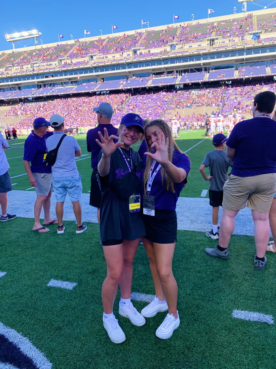 LaneyHeun's tweet photo. Week 1 of year 2 didn’t disappoint #emaw#gocats https://t.co/Q6RtwSvgru