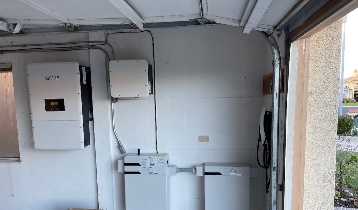 HighlightSolar's tweet image. For safety reasons, systems are required to stop producing electricity when the Grid shuts down. Battery Backup Systems can fix that problem – in much the same was as a gas fired generator. Off Grid Systems are also available!
