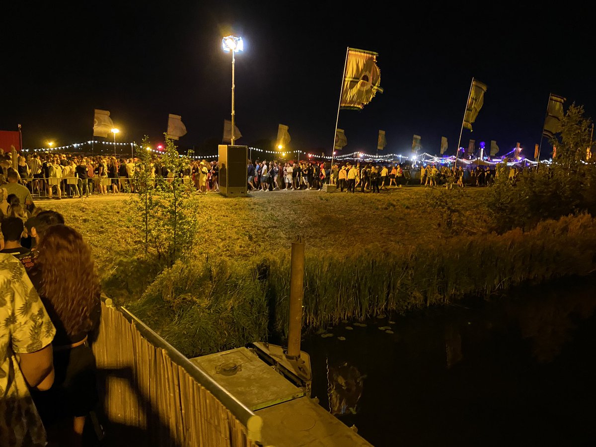 BadToxic's tweet photo. #QDanceStage #finale #Mysteryland #festival, #Saturday.
#endShow #fireworks #Feuerwerk #QDance #stage #night #Nacht #Bühne #floor #music #Musik #Hardstyle #hardMusic #DJ #DJs #party #openAir #secondDay #festival #musicFestival #Musikfestival #Amsterdam #Netherlands #holland https://t.co/ZcEUS2YtNe