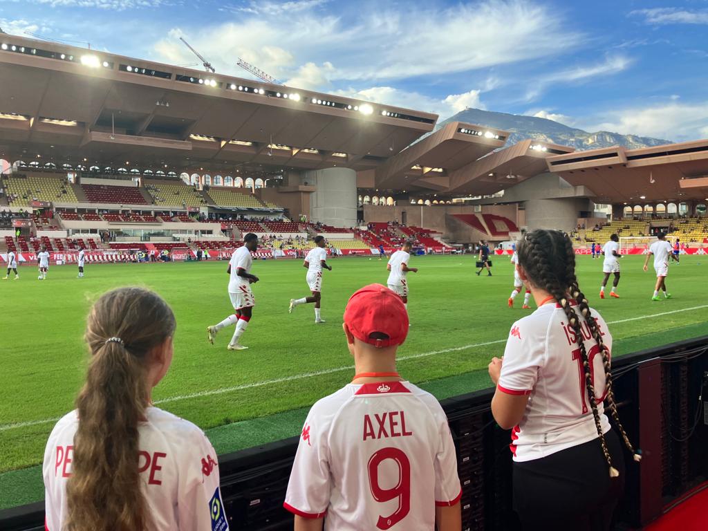 Toujours un plaisir de voir briller les étoiles dans vos yeux ! 🤩❤️🤍

𝗧𝗼𝗴𝗲𝘁𝗵𝗲𝗿 𝗪𝗲 𝗥𝗶𝘀𝗲 ✨