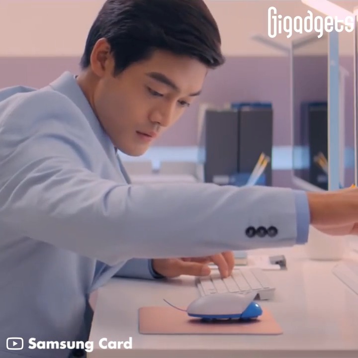 GiGadgets on Twitter "Samsung’s robotic mouse “runs away” when the
