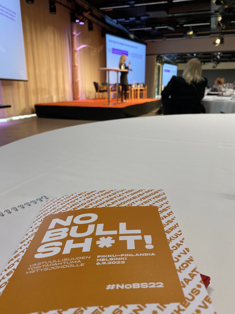 Tänään oli suoraa ja ravistelevaa puhetta NoBullsh*t tapahtumassa kestävyydestä. Ajatukset käännettävä tekoihin 😊 #NoBS22